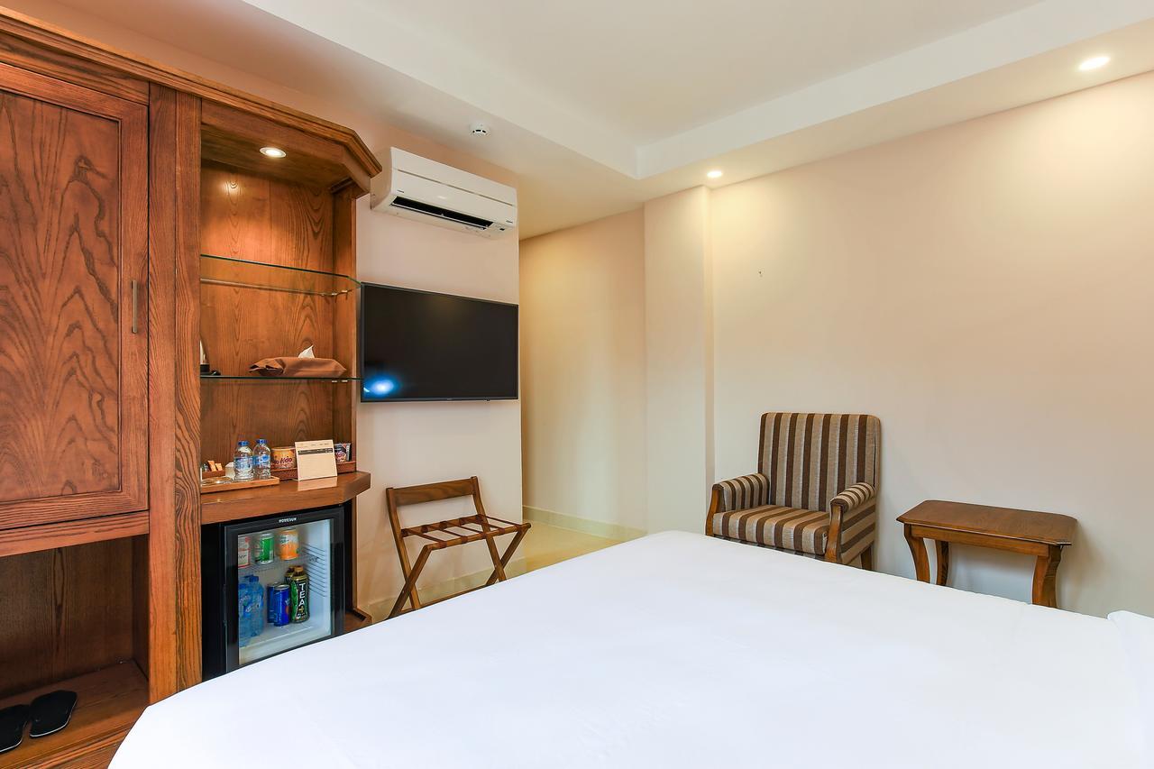 Hoang Lan Hotel Cidade de Ho Chi Minh Exterior foto